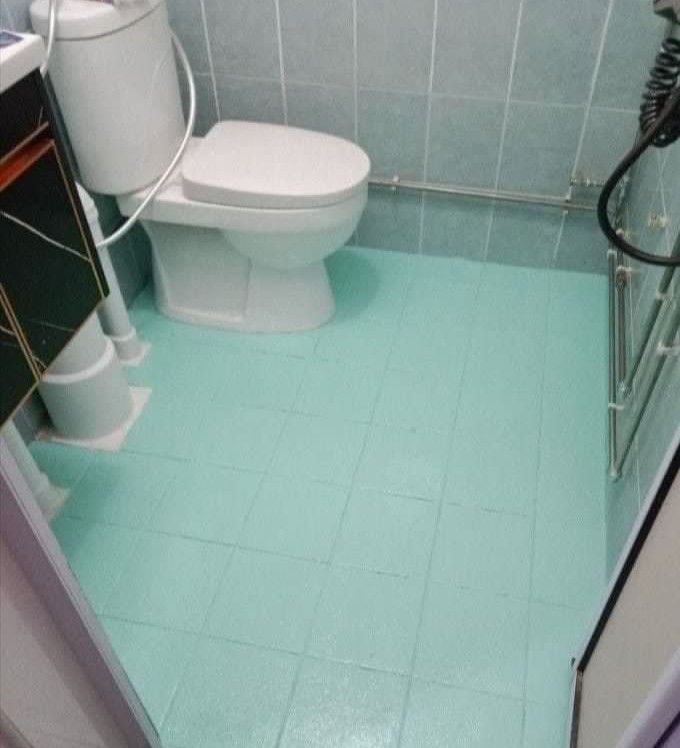 Epoxy paint/Clear epoxy/ Flakes epoxy ( Toilet epoxy,kitchen epoxy,open
