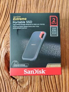 SanDisk Extreme E61 Portable SSD 2TB speed 1000MB/sec latest model,
New in Box, Never Used.