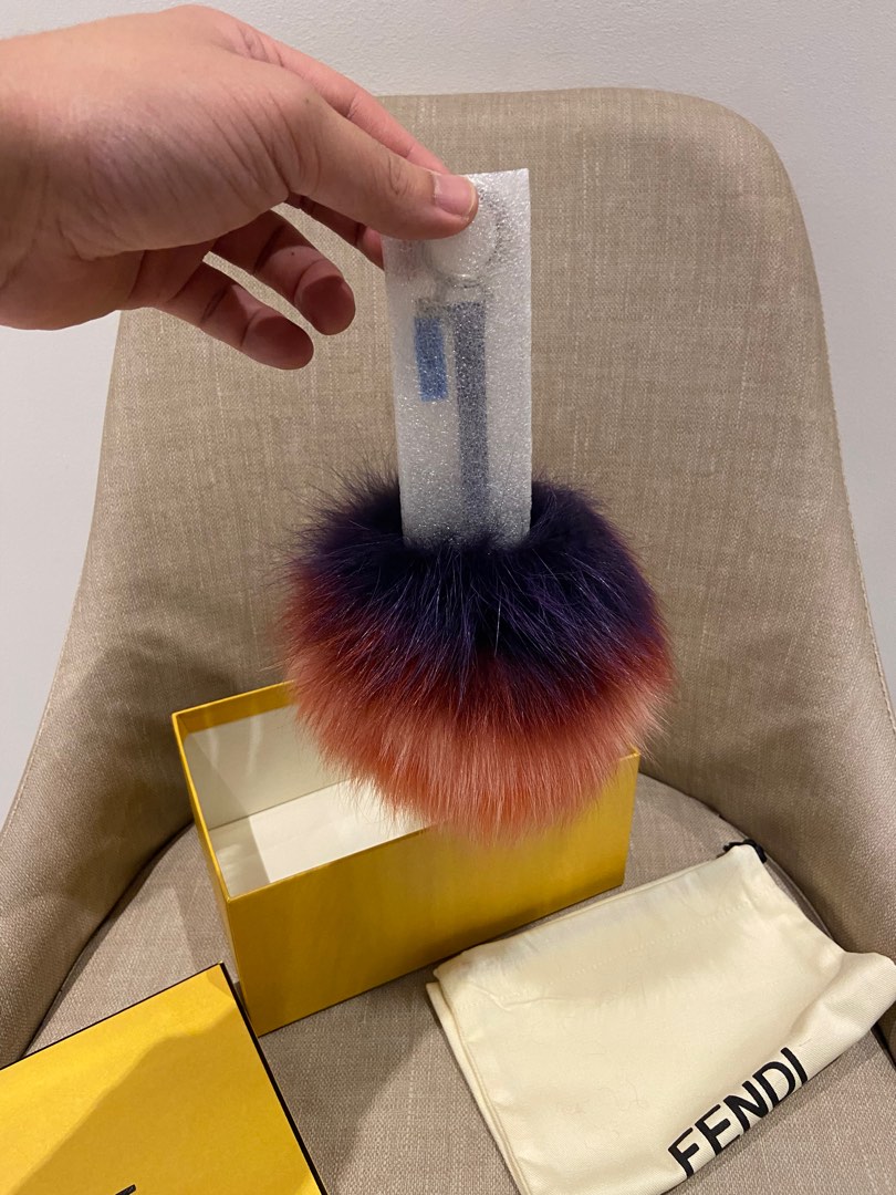 Fendi 2025 fur ball