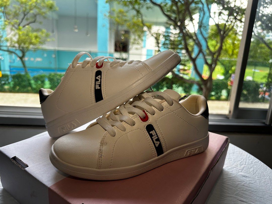 Low top fila sneakers top