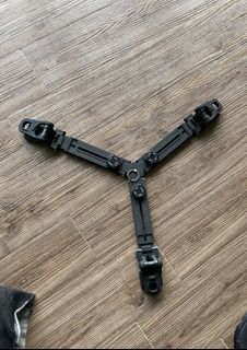 Floor spreader
