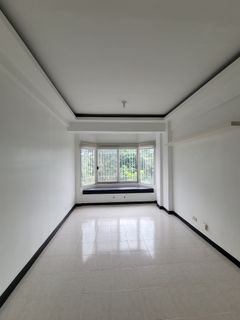 FOR RENT:  NEWLY RENOVATED UNFURNISHED 2BR (with AC) 2TB Flr Area60 sqm condo