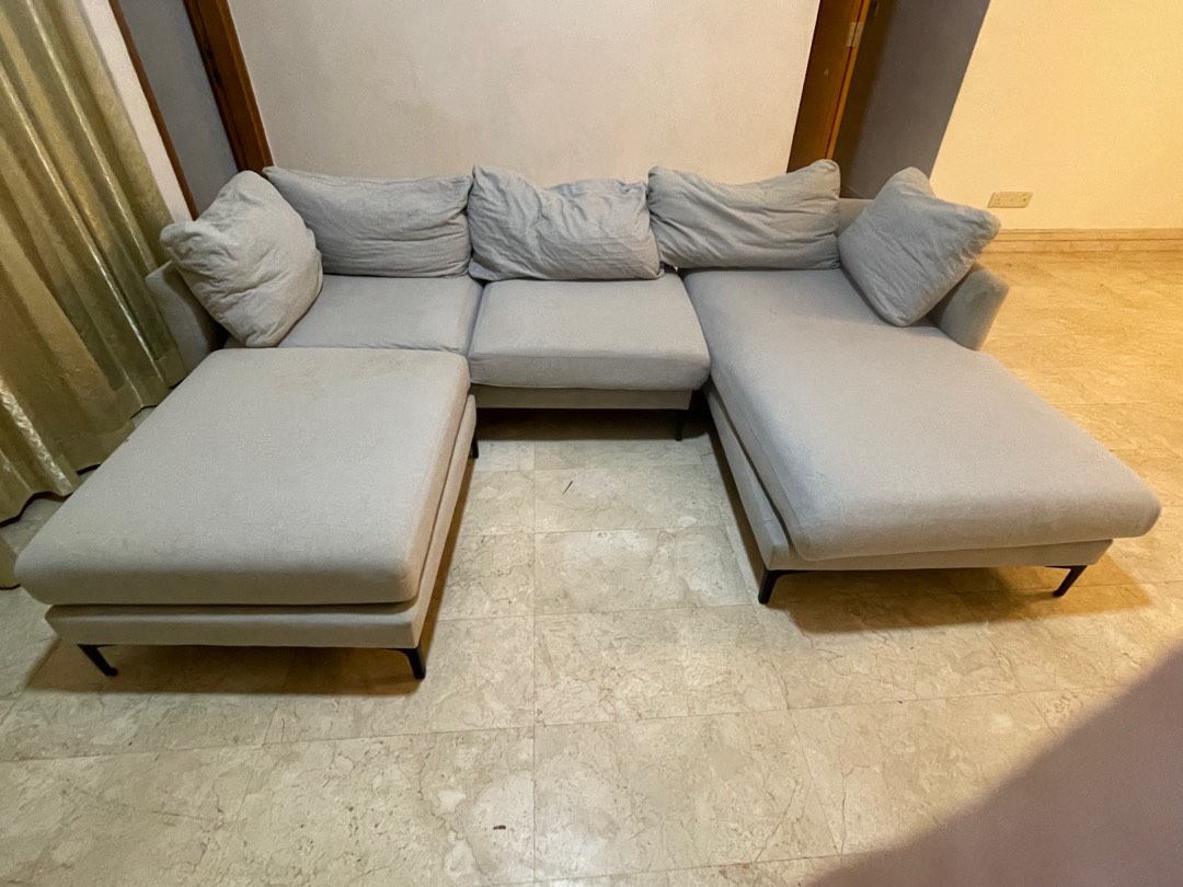 [FREE SOFA] self collect only needs a clean, Furniture & Home Living