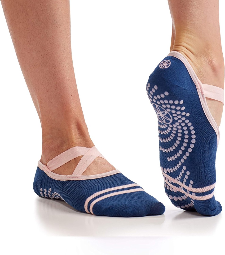 Gaiam grip socks online