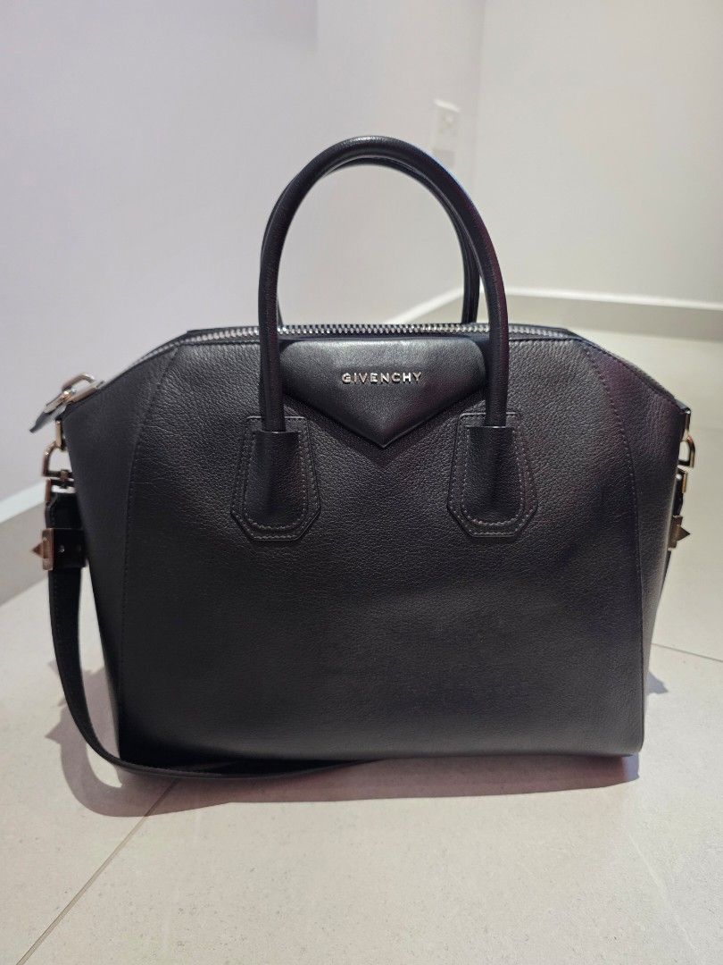 Givenchy antigona medium grained leather Luxury Bags Wallets