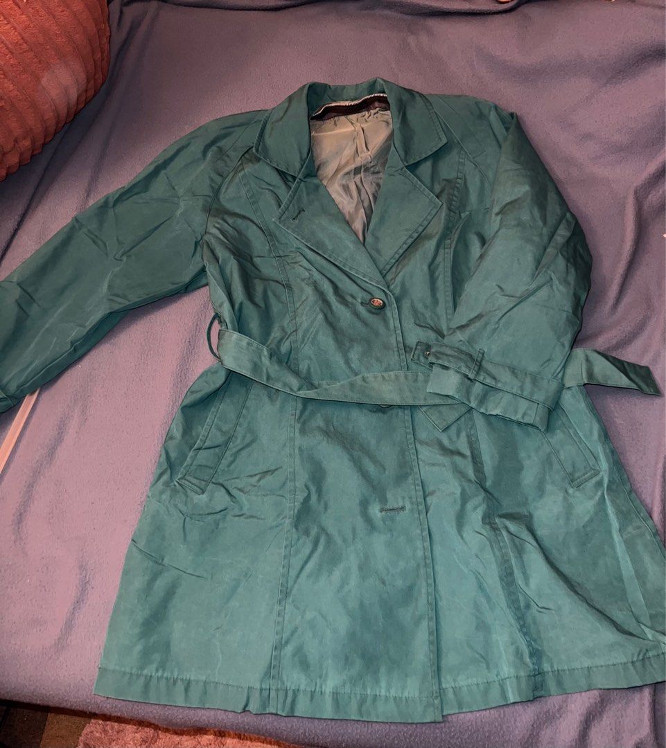 Green coat (Category: Coats, Jackets and Outerwear) located in Taguig. Submitted by julyspreloved (Listing ID 1268492081, Image 2). Description: .