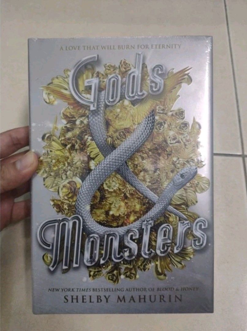 Magic),　on　by　Hardcover)　Gods　Hobbies　Books　Storybooks　Monsters　Magazines,　Shelby　Mahurin　Toys,　Romance　(YA　Fantasy　Carousell