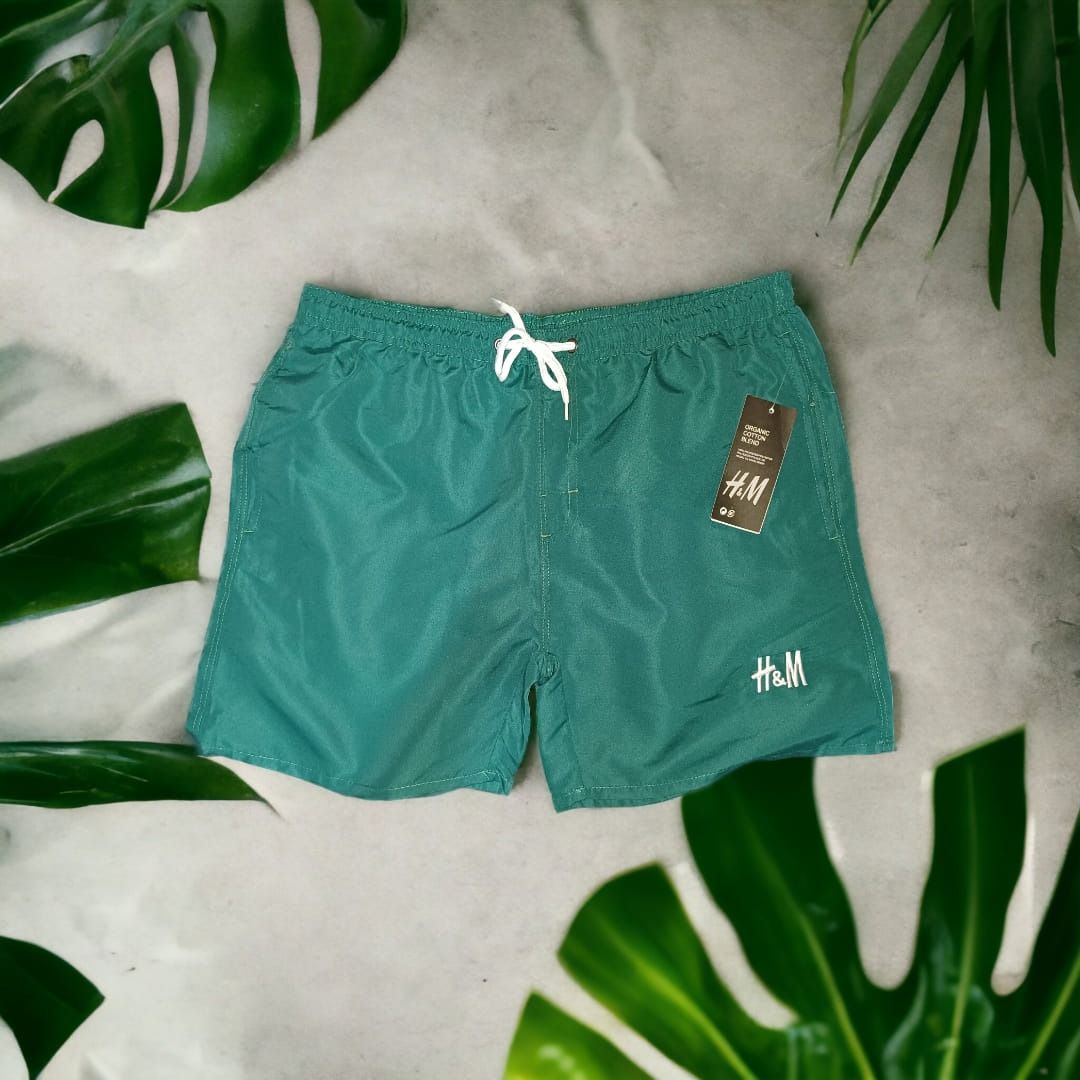 H and store m board shorts