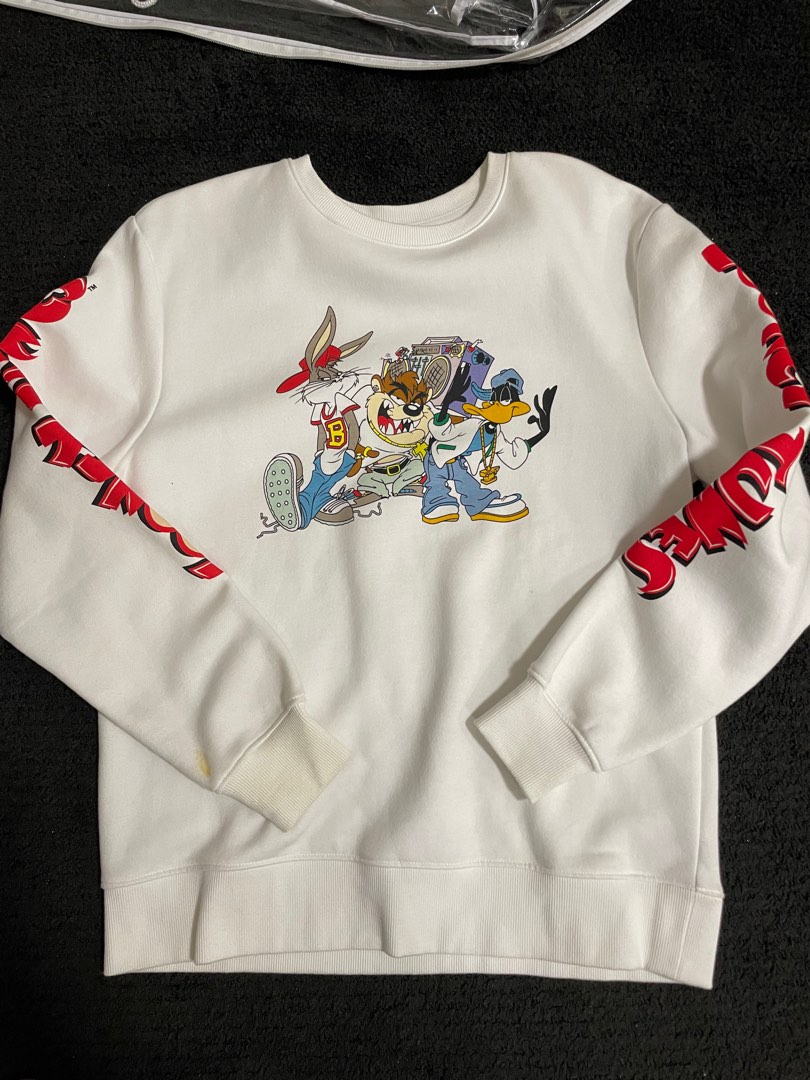 H&m looney tunes sweatshirt hot sale