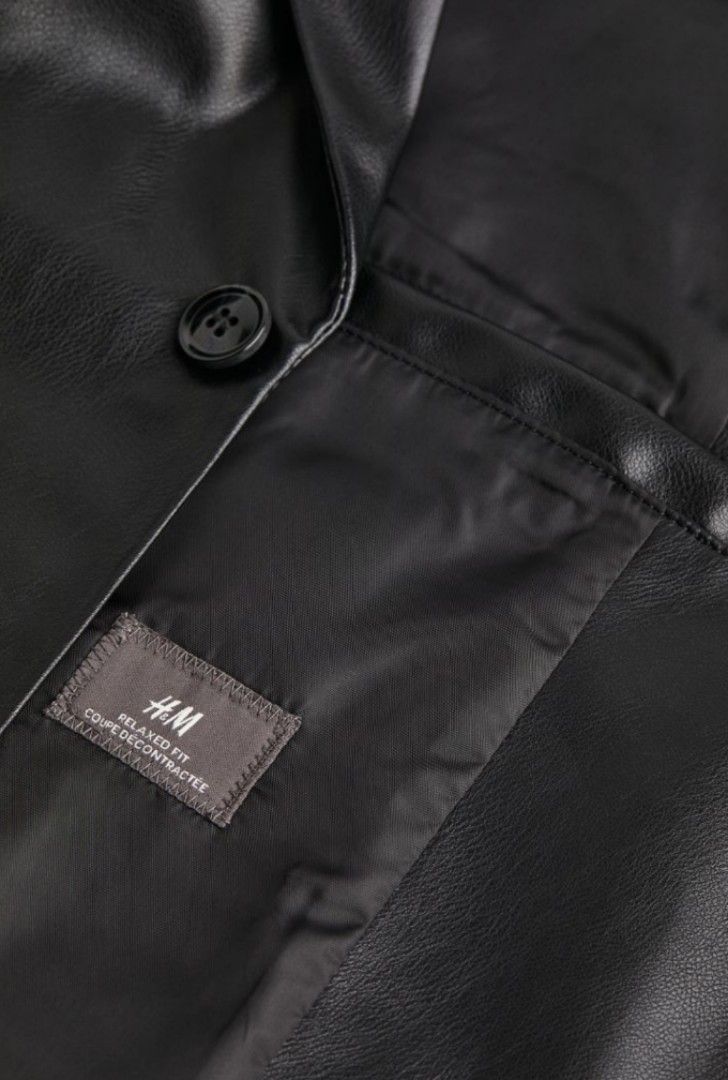 H&M Relaxed Fit Black Leather Unconstructed Jacket (Category: Coats, Jackets and Outerwear) located in Pasay City. Submitted by declutteringacc (Listing ID 1268488907, Image 3). Description: Title: H&M Relaxed Fit Black Leather Unconstructed Jacket Price: 3399 (Price is negotiable) 📌Never been used, still with tag, in very good condition. 📌Got this from H&M's official online store and got shipped from europe, the retail price is P4,490. 📌PM me