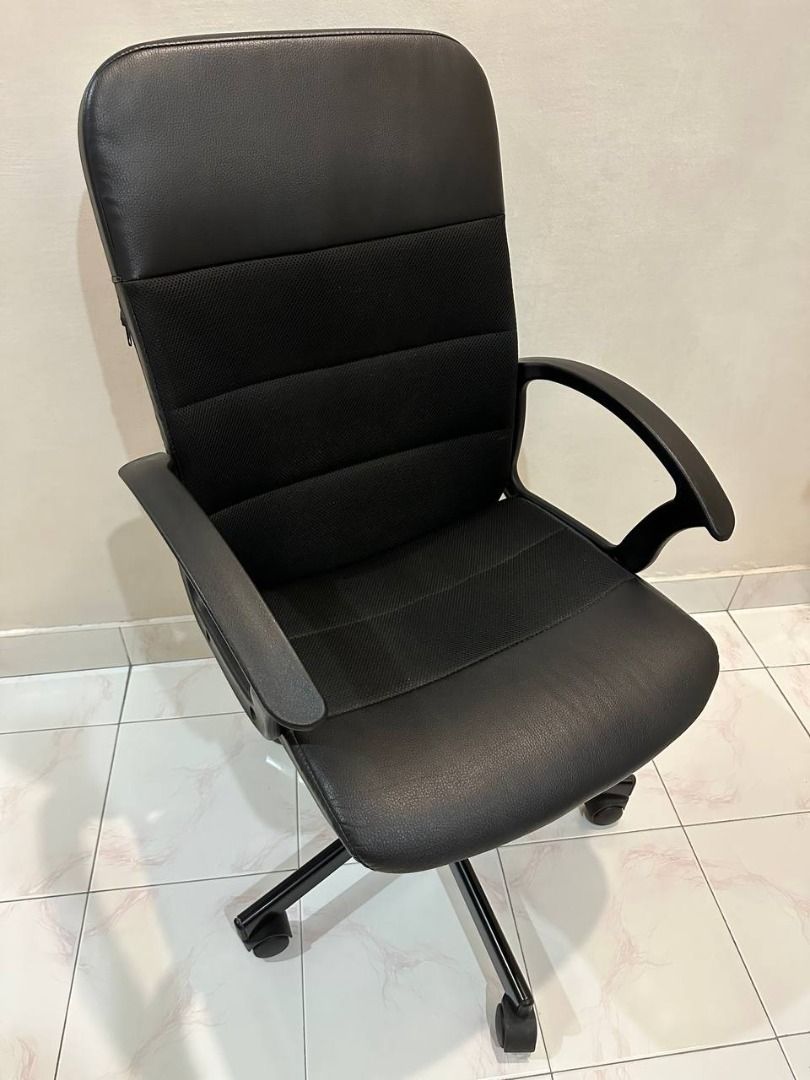 Ikea renberget new arrivals swivel chair review