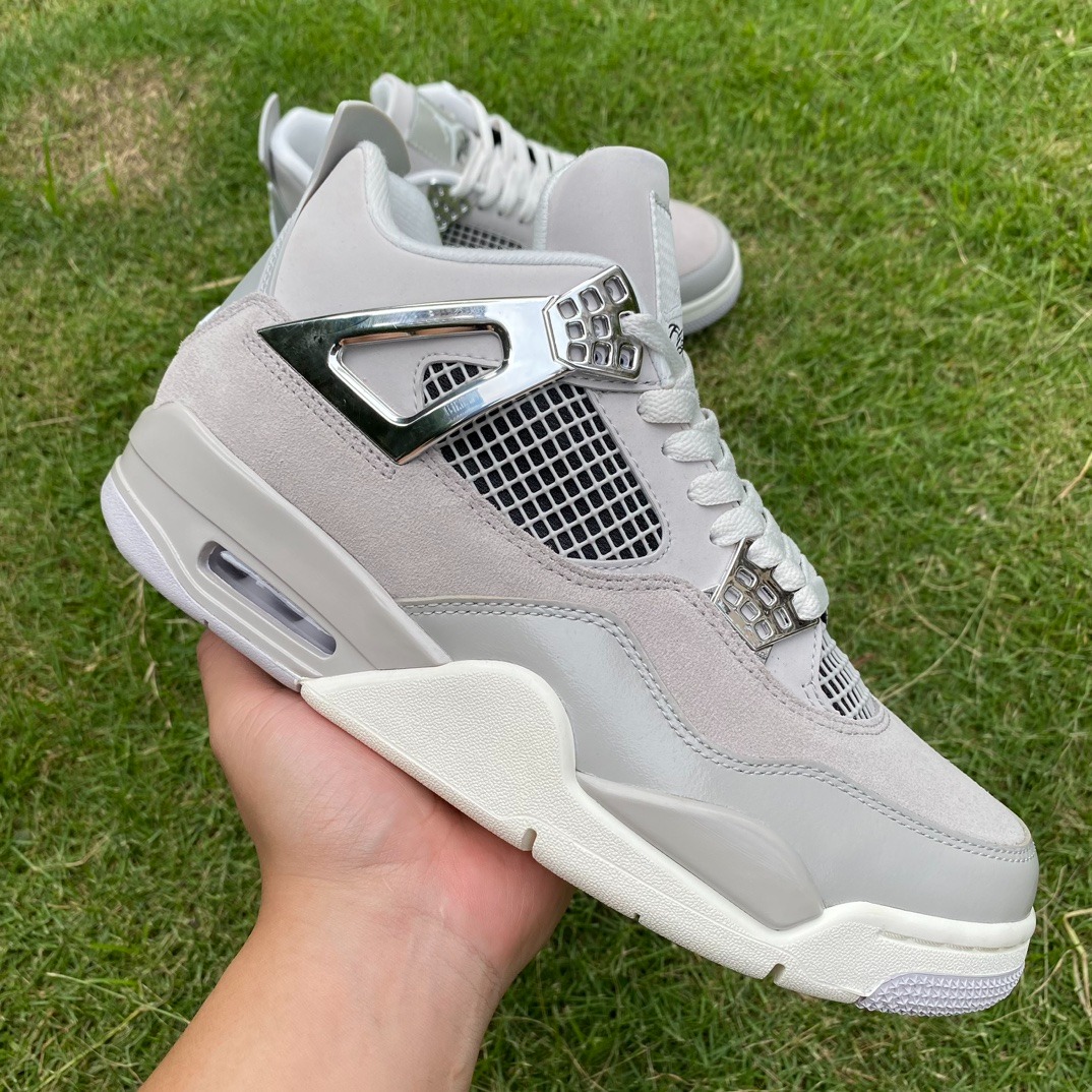 Air jordan 4 top pure money footlocker