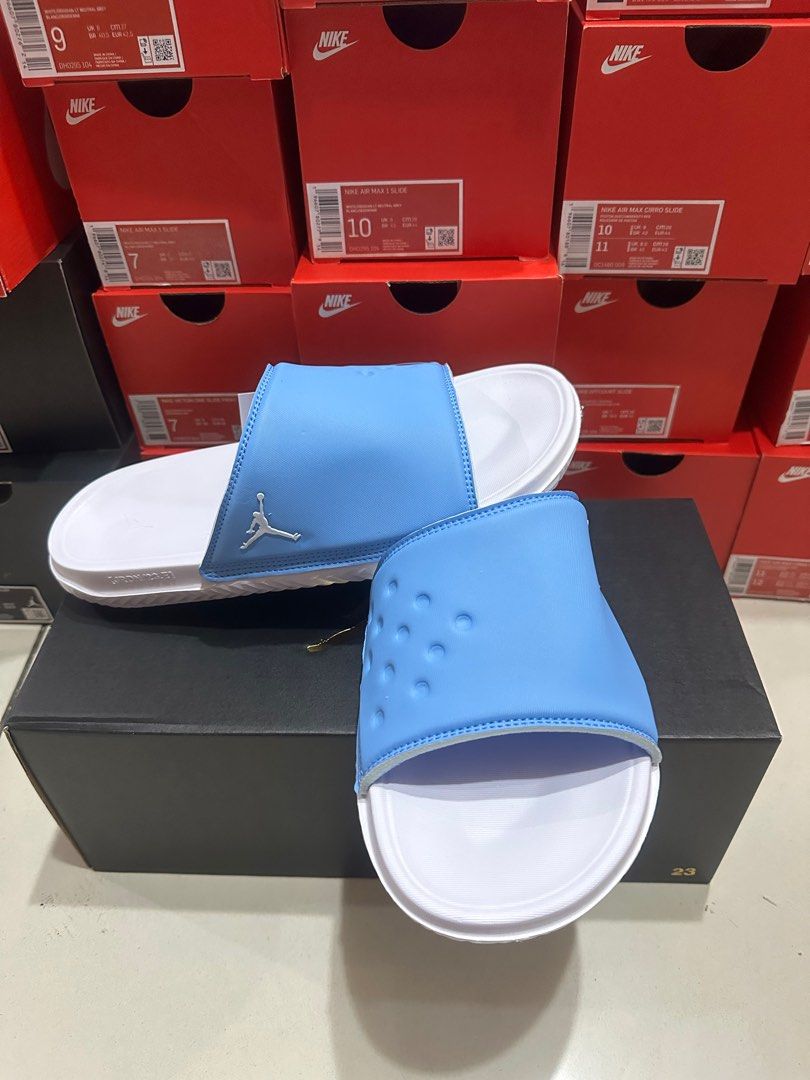 Jordan Slides (Category: Slippers & Slides) located in Manila. Submitted by labronjames33 (Listing ID 1268406125, Image 1). Description: FOR SALE ‼️BELOW SRP SALE‼️ Jordan Play Slide “University Blue White” Size: 10, 11 US ✅My price: 1,395 Php each✅ ❌Original Price/SRP: 1,995 Php❌ Jordan Super Play Slide “Moon Fossil” Size: 9, 11 US ✅My price: 1,795 Php each✅ ❌Original Price/SRP: 2,695 Php❌ Mode of Payment: Gcash, Maya, Metrobank, Unionbank and B