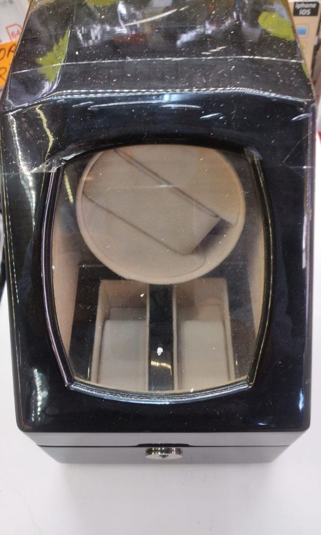 Landmark hotsell watch winder