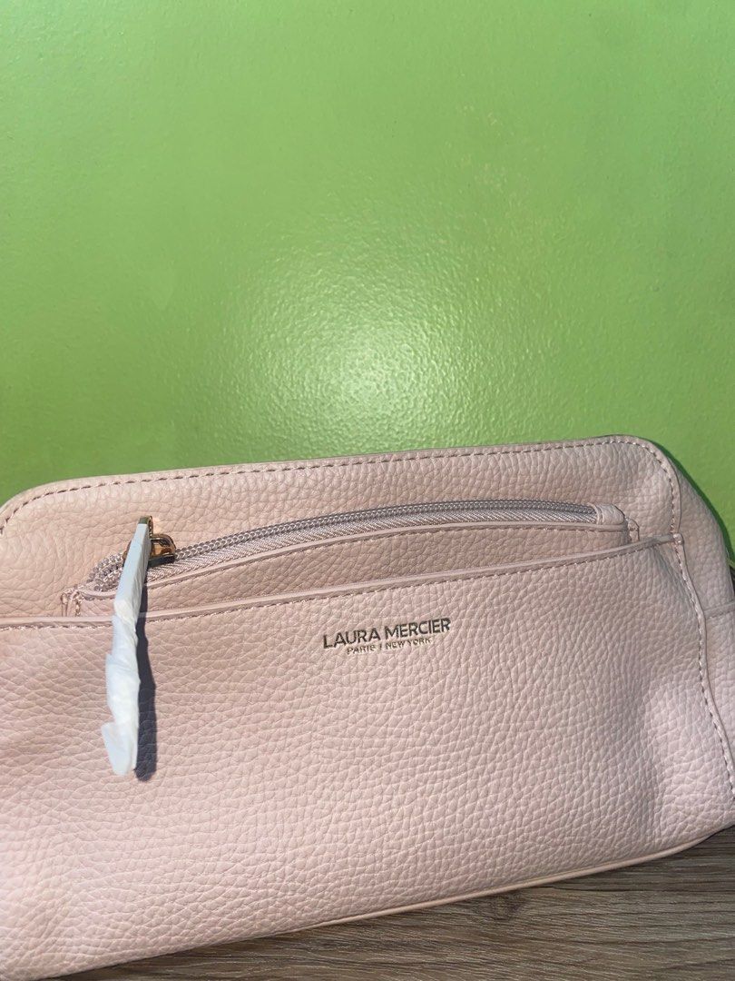 Laura Mercier Pink Pouch (Category: Purses & Pouches) located in Quezon City. Submitted by unclutter_ (Listing ID 1268346912, Image 2). Description: .