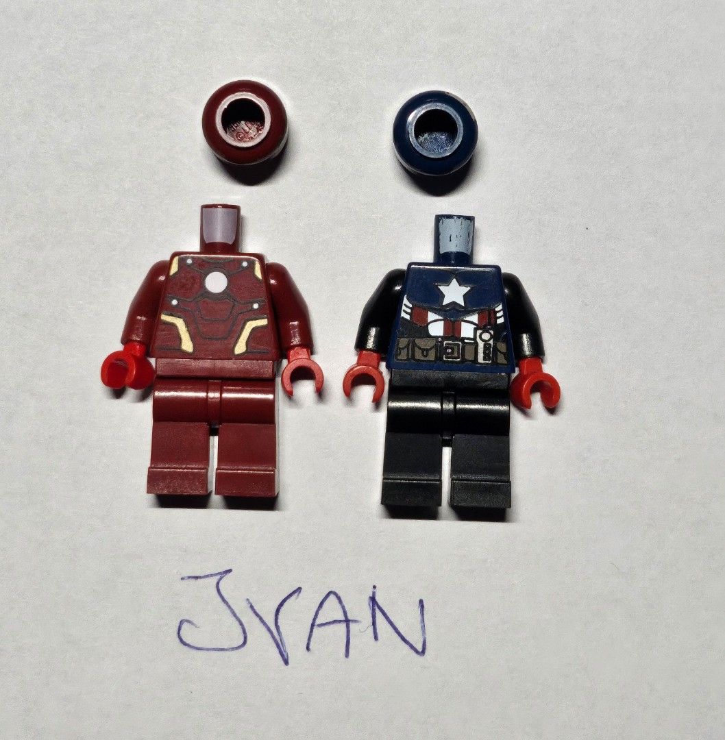 LEGO Marvel 2012 SDCC Ironman & Captain America Minifugures