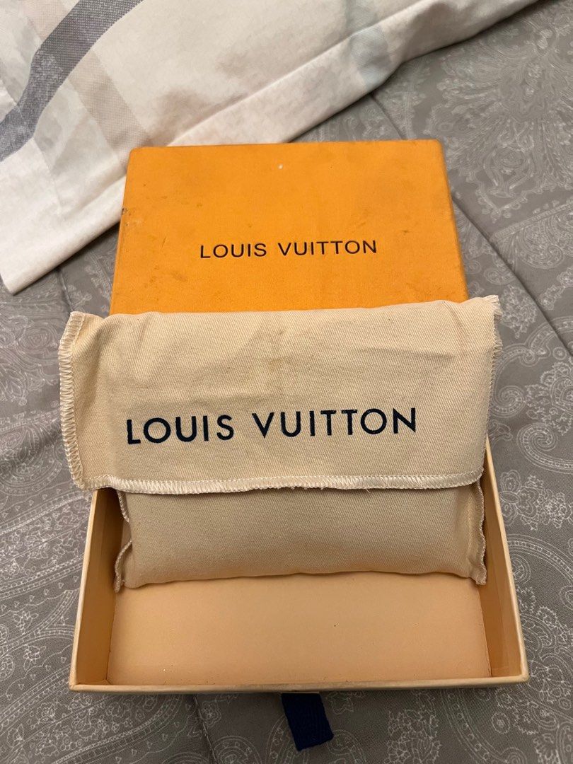 LV Victorine Monogram Short Wallet (Category: Luxury Bags & Wallets) located in Quezon City. Submitted by vtmanforest (Listing ID 1268420744, Image 2). Description: Well used LV Victorine Short Wallet thus selling low Flaws are all in the posted photo (can be restored and repaired .