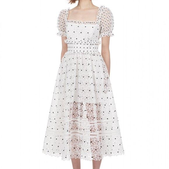 short sleeve hibiscus guipure dress M - UK10] 100% AUTHENTIC SP SELF-PORTRAIT SELF PORTRAIT SHORT SLEEVE  HIBISCUS GUIPURE DRESS