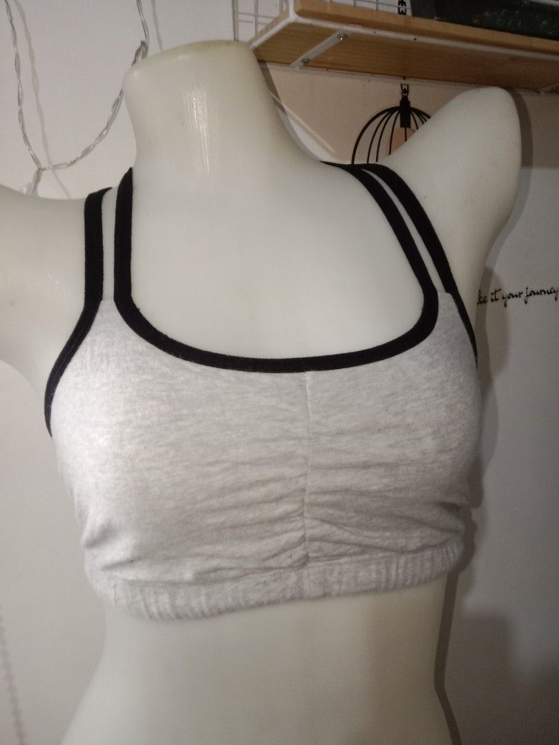 XL : FRUIT OF THE LOOM cotton bra, Women's Fashion, Undergarments &  Loungewear on Carousell