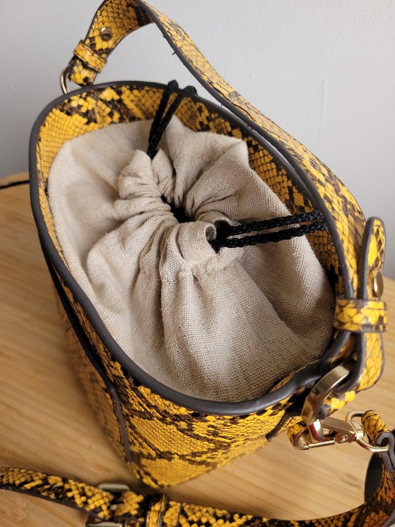Snakeskin bag mango deals