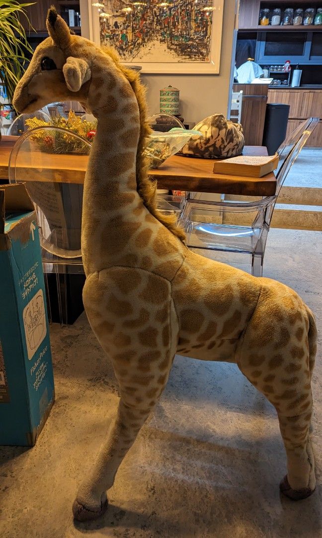Melissa and doug 4ft giraffe top