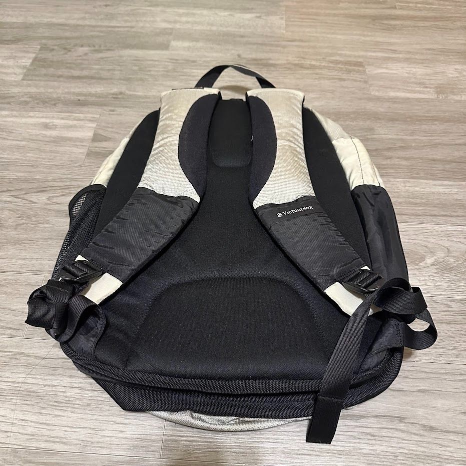 MOMO 古著商號VICTORINOX 瑞士維氏Z-FORCE ULTRA 後背包, 他的時尚, 包