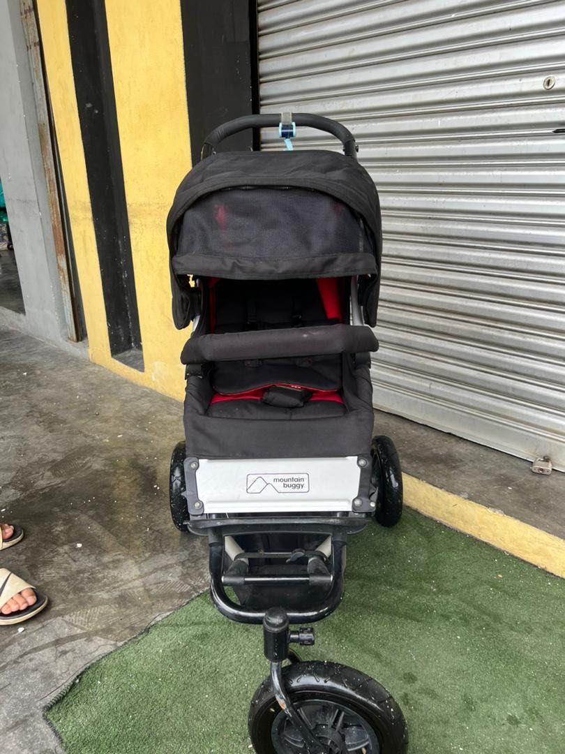 Mountain buggy top running stroller