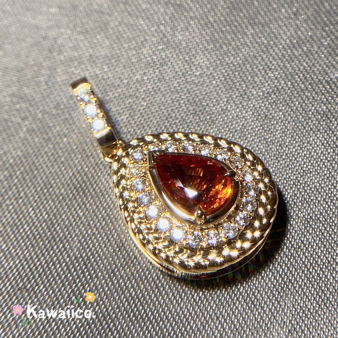 Garnet and diamond pendant hotsell