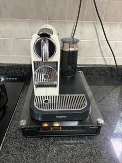 Nespresso Aeroccino 3 Electric Milk Frother - Black 3594 Missing Lid Pre  Owned