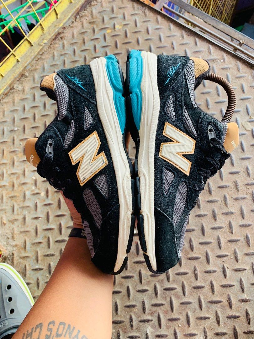 New balance 990 size 7 top