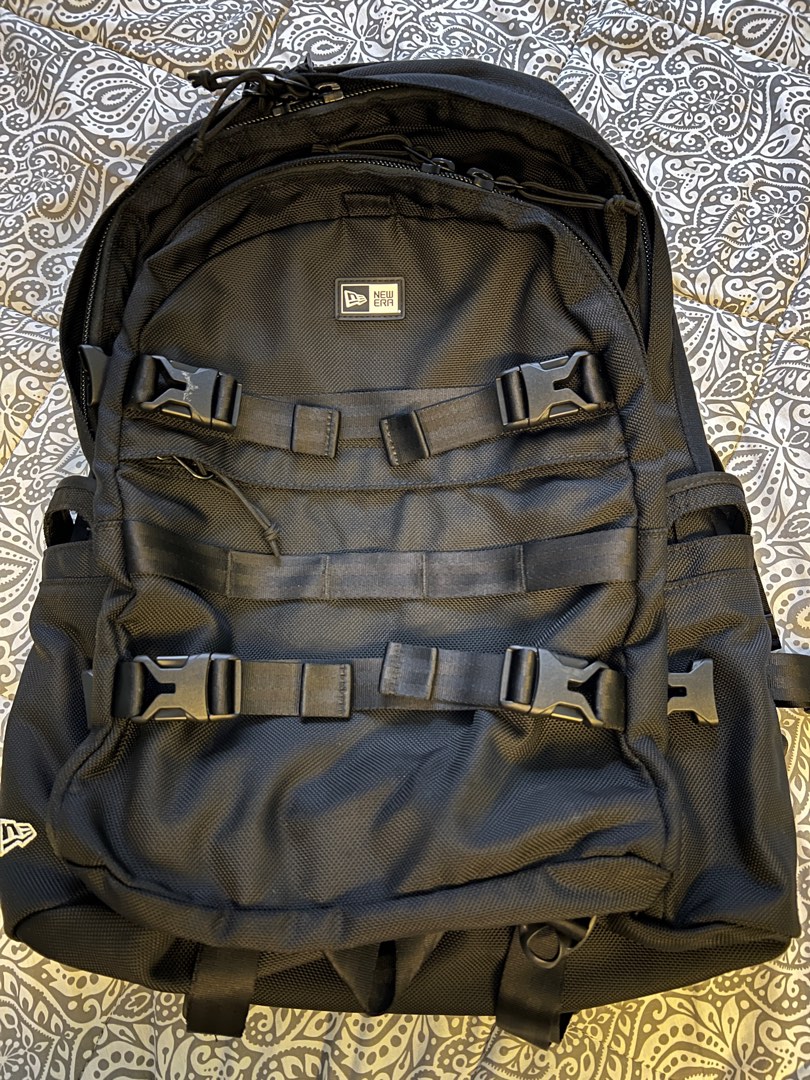 Newera carrier pack top