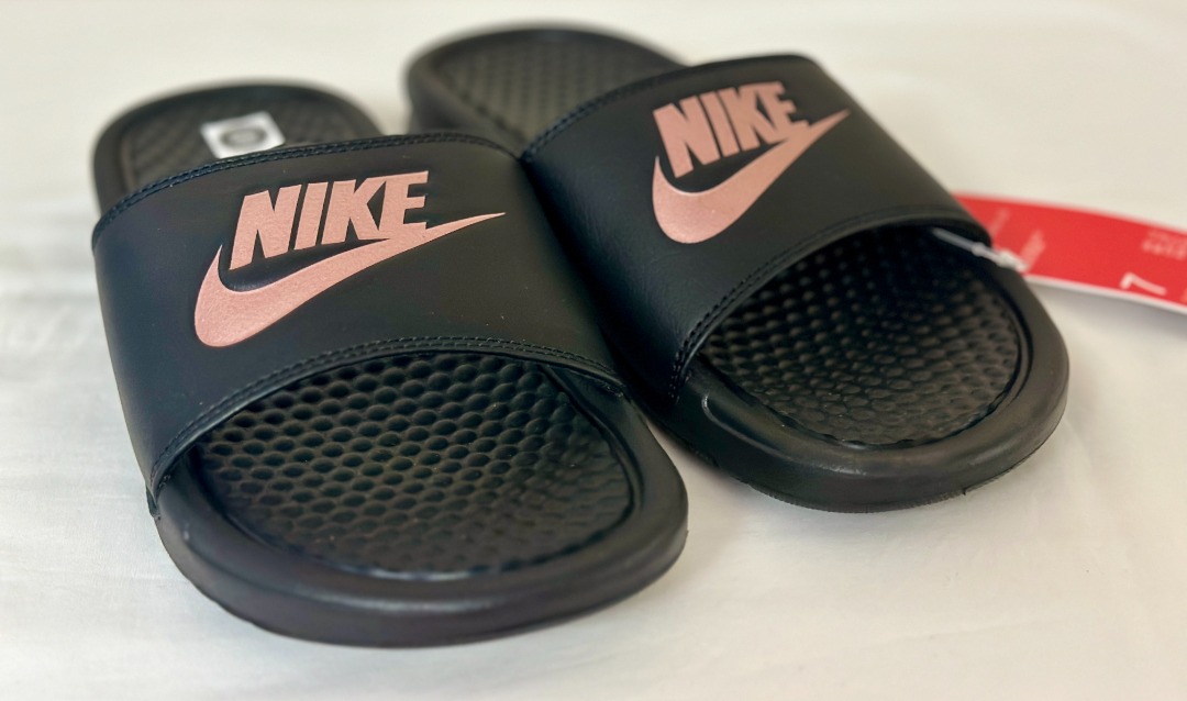 Rose gold sale slides nike
