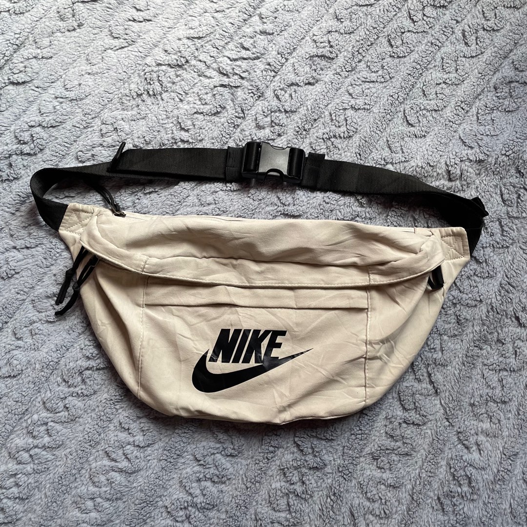 Nike Belt Bag, Men's Fashion, Bags, Belt bags, Clutches and Pouches on