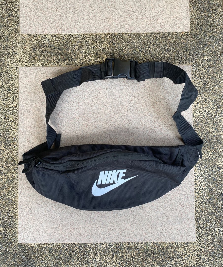 nike belt bag, Men's Fashion, Bags, Belt bags, Clutches and Pouches on