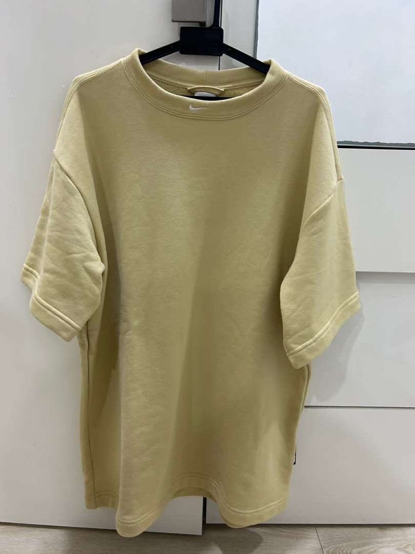 oversized nike shirt men