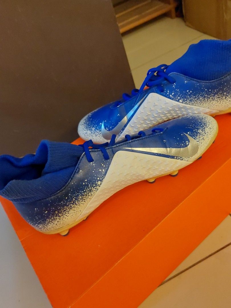 phantom sn cleats