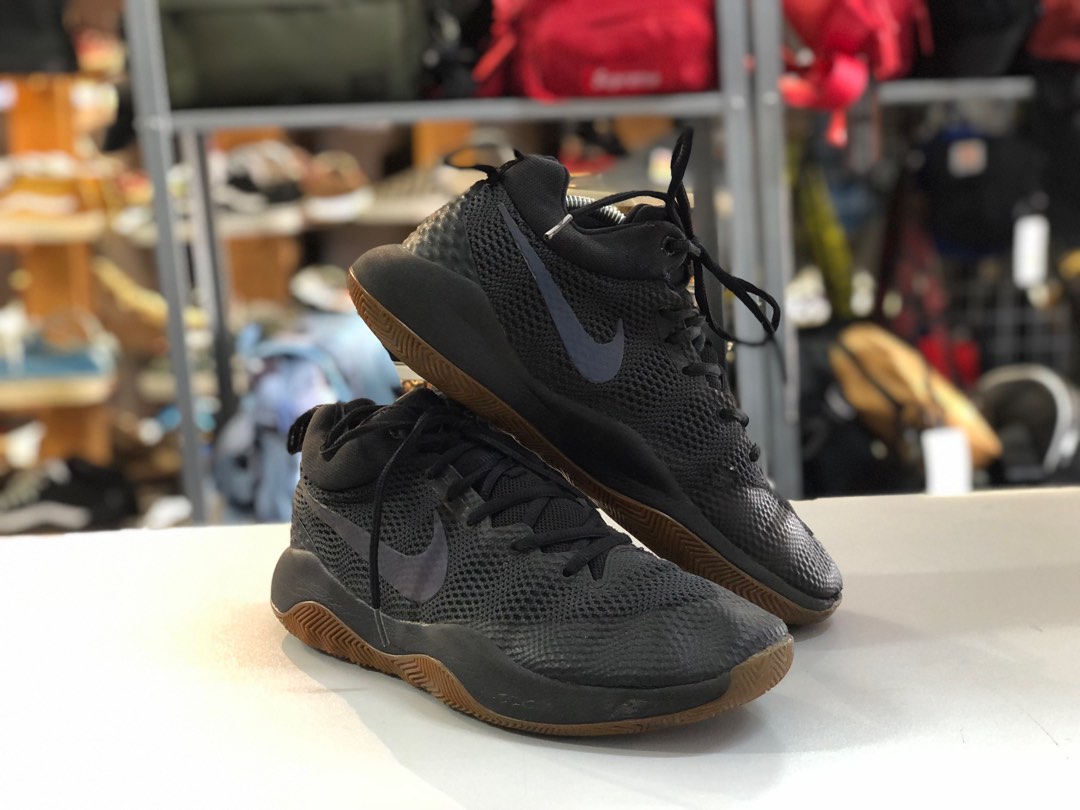 Nike zoom rev basketball top shoes