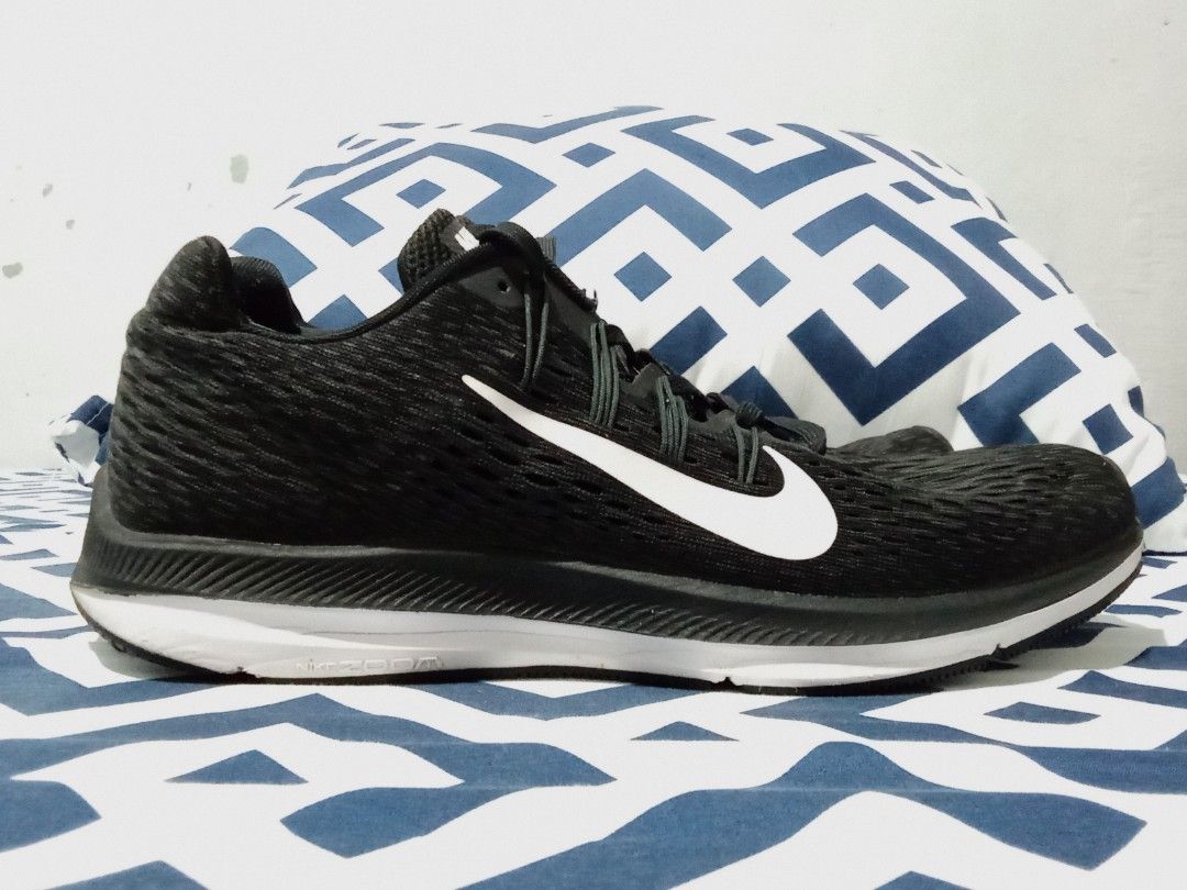 Nike winflo 5 wide top