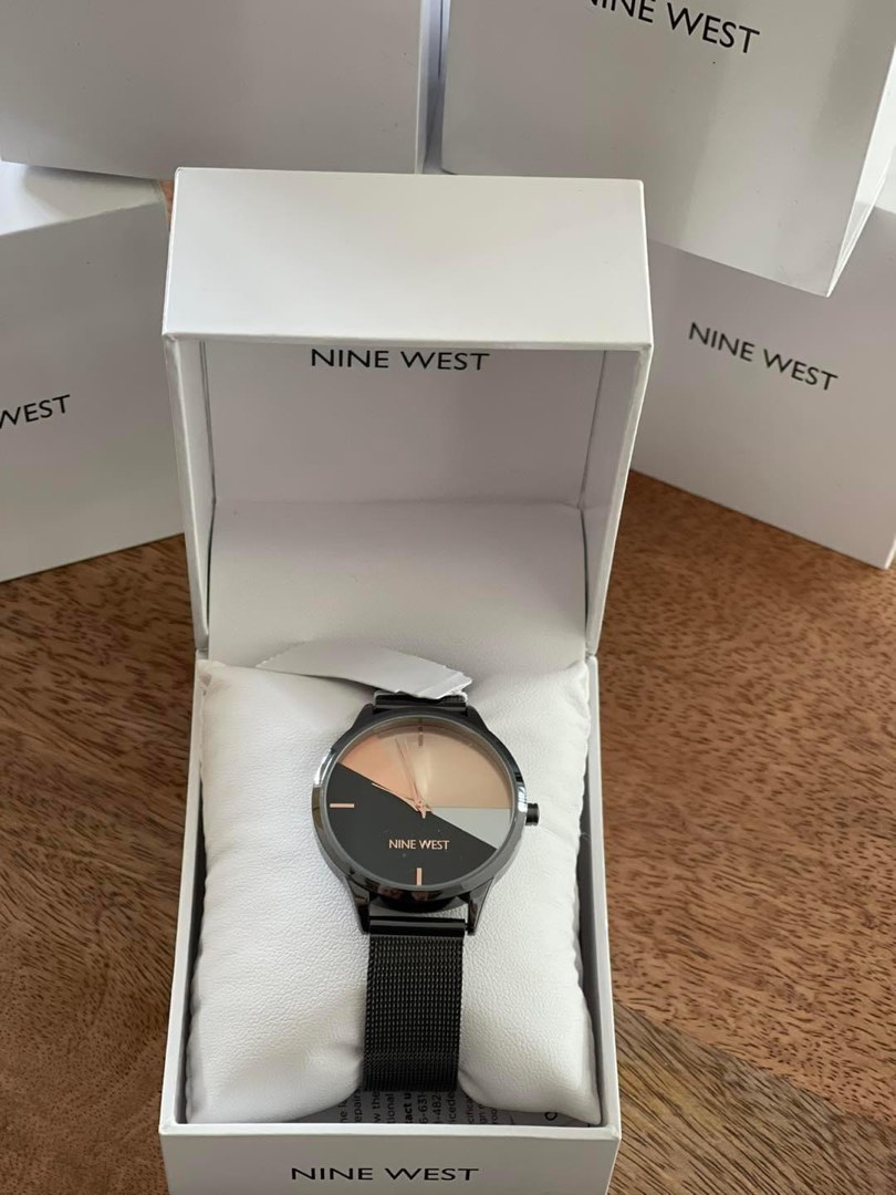 9 west sales watch