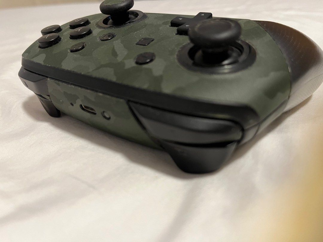 Nintendo Switch Pro Controller with Dbrand Skin Video Gaming