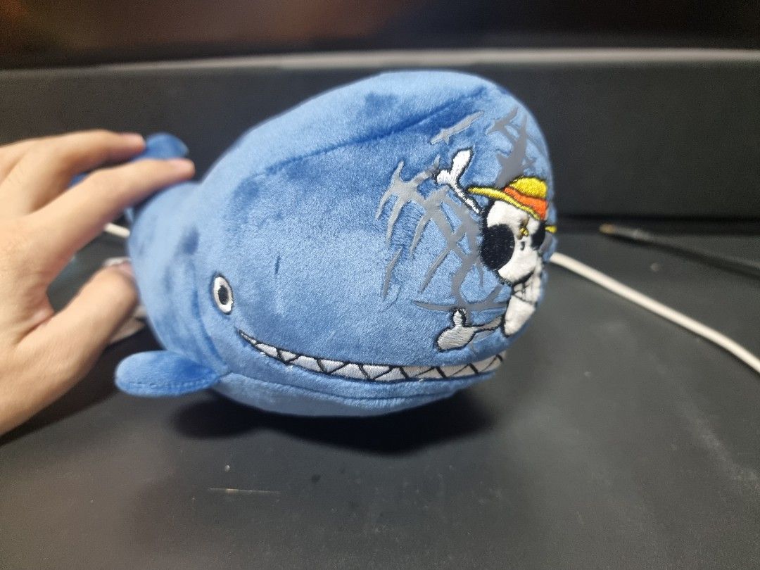 Laboon plush best sale