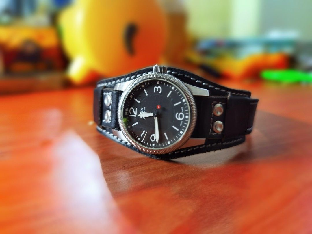 Swiss hunter watch hot sale