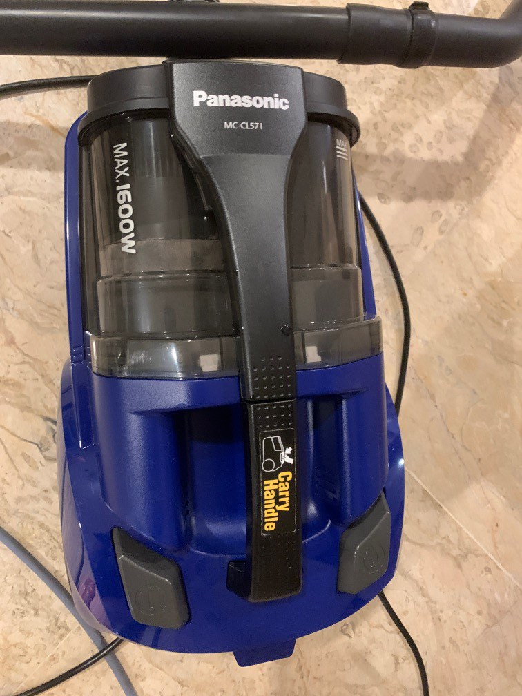 Panasonic Vacuum Cleaner MCCL571, TV & Home Appliances, Other Home