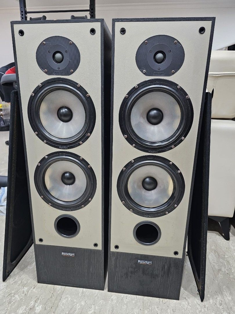 Paradigm 9seMK3 Floorstanding Speakers