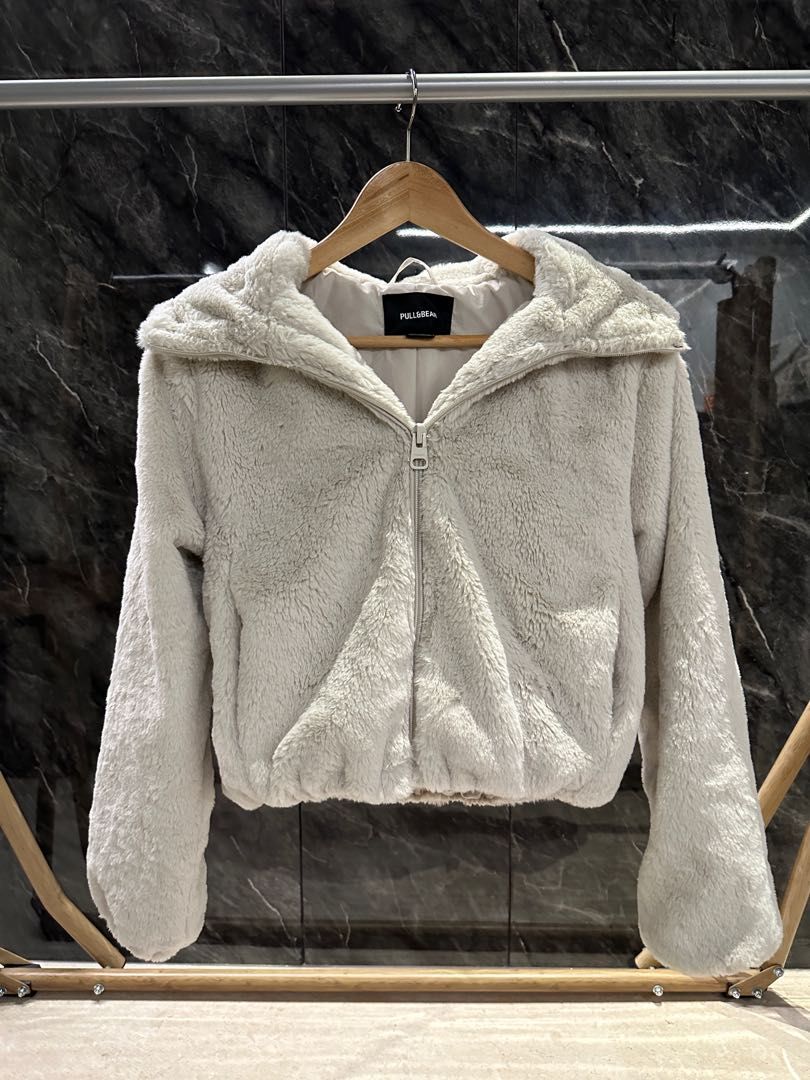 Pull Bear Girl Women Winter Jacket with Hoodie Size XS