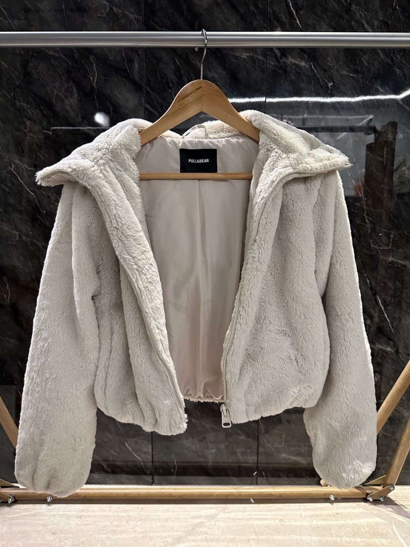 Pull Bear Girl Women Winter Jacket with Hoodie Size XS