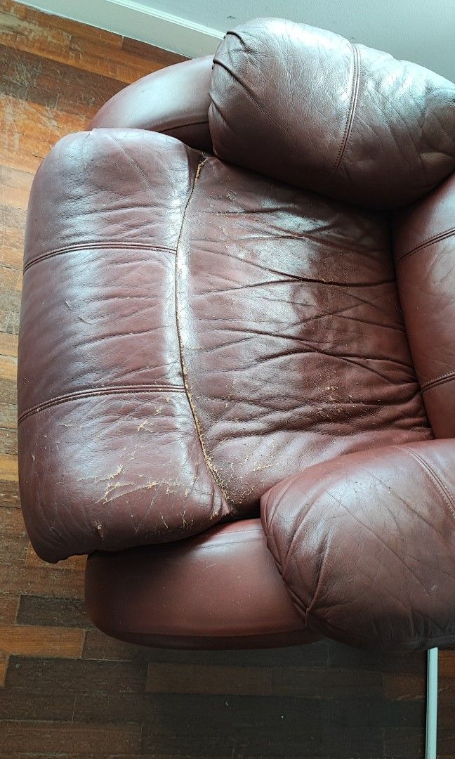 Second hand 2025 leather recliner chair