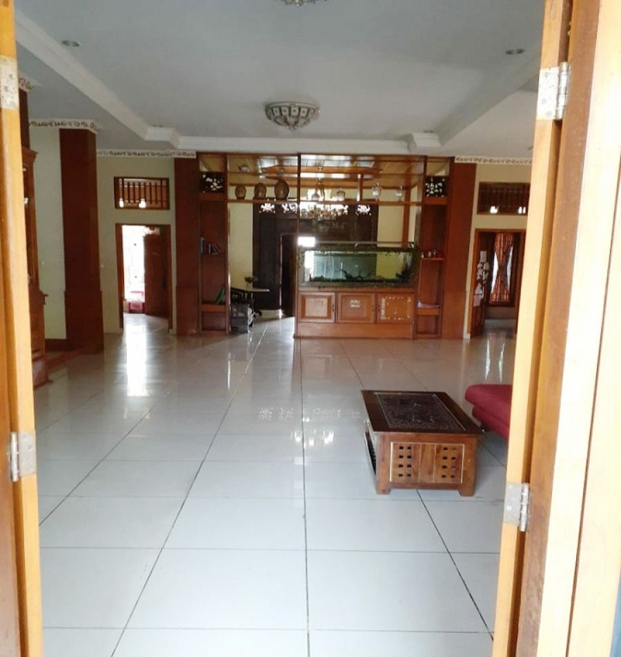 rumah_dijual_di_ciluar_kota_bo_1701240300_4e7c2d42_progressive