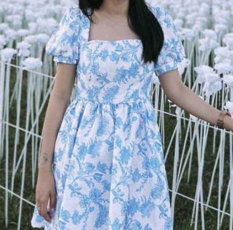 SHEIN Blue Floral Print Square Neck Puffed Sleeve Dress, Women's Fashion, Dresses & Sets, Dresses on Carousell SHEIN Blue Floral Print Square Neck Puffed Sleeve Dress, Women's Fashion, Dresses & Sets, Dresses on Carousell