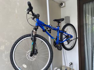 (Category: ) located in . Submitted by lbblbb (Listing ID 1268357348, Image 1). Description: .